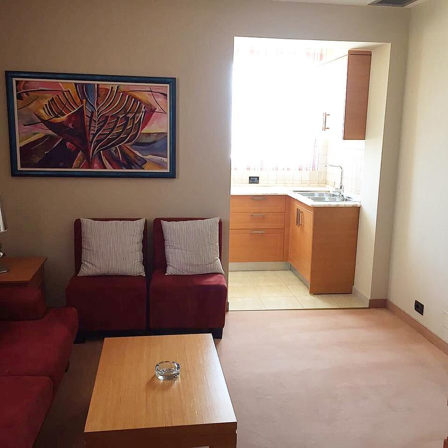 Icon Hotel Vlorë Esterno foto