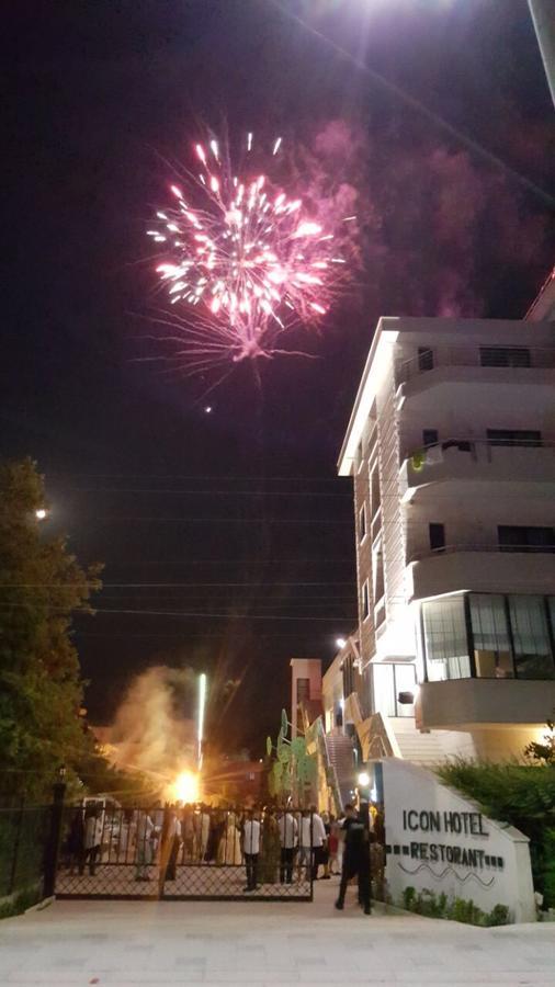 Icon Hotel Vlorë Esterno foto