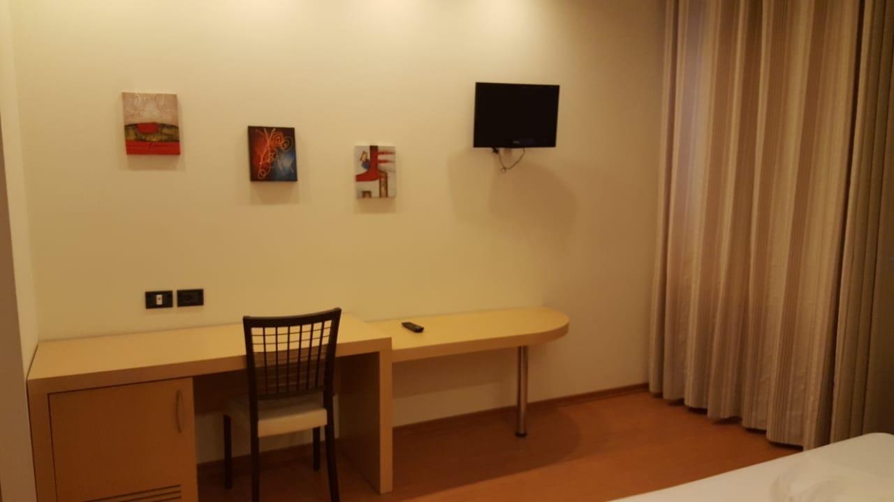 Icon Hotel Vlorë Esterno foto